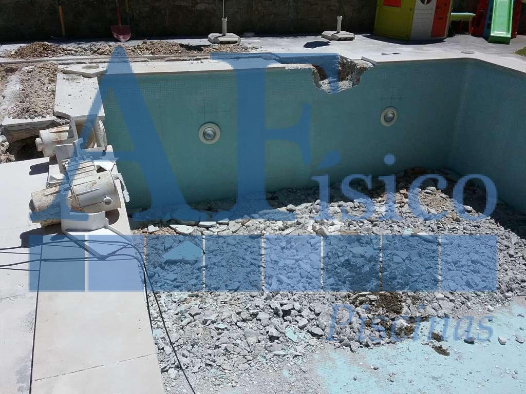 Projeto de recuperação de piscina na Charneca - início da recuperação