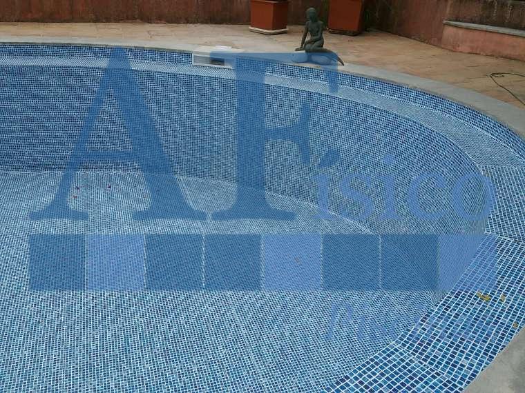 Projeto de recuperação de piscina no Estoril - fase final