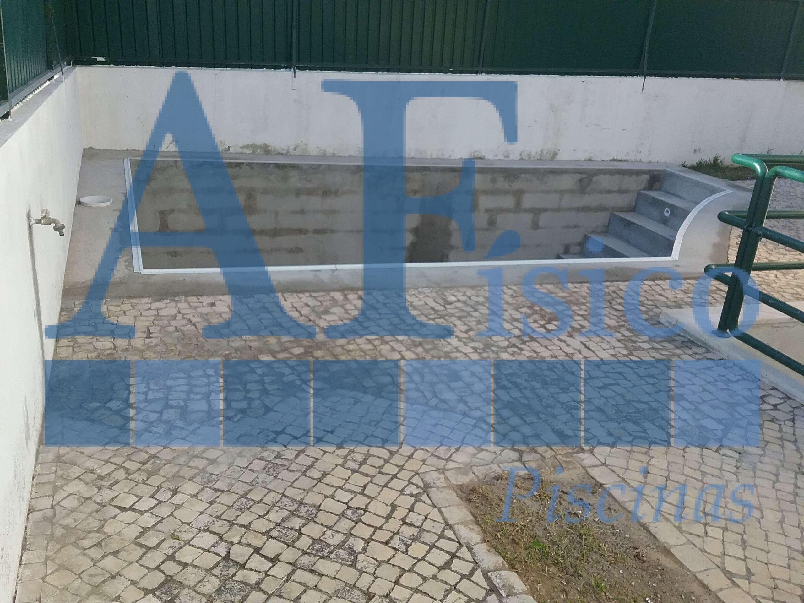 Projeto de construção de piscina na Abóboda - fase final