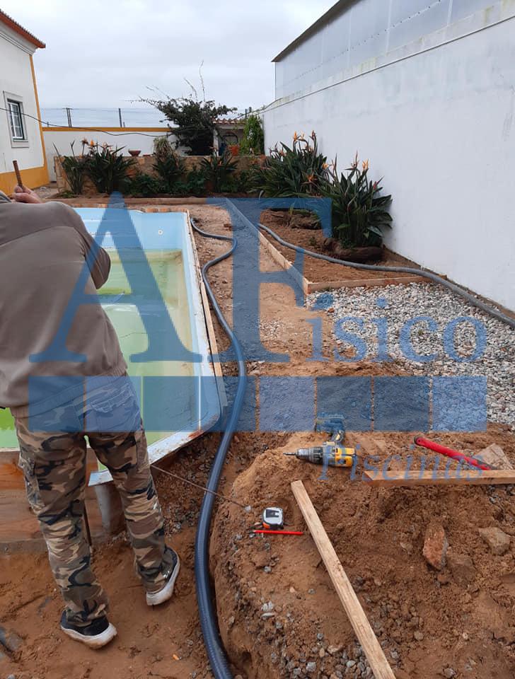 Projeto de construção de piscina em Foros de Salvaterra - obras de construção