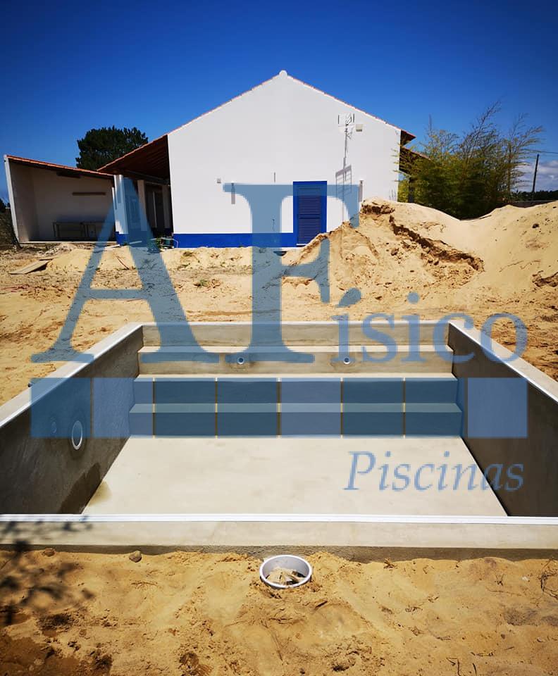 Projeto de construção de piscina no Alentejo - fase de construção