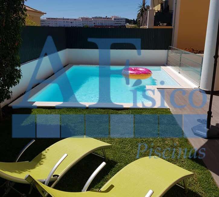 Construção de Piscina em Arneiro