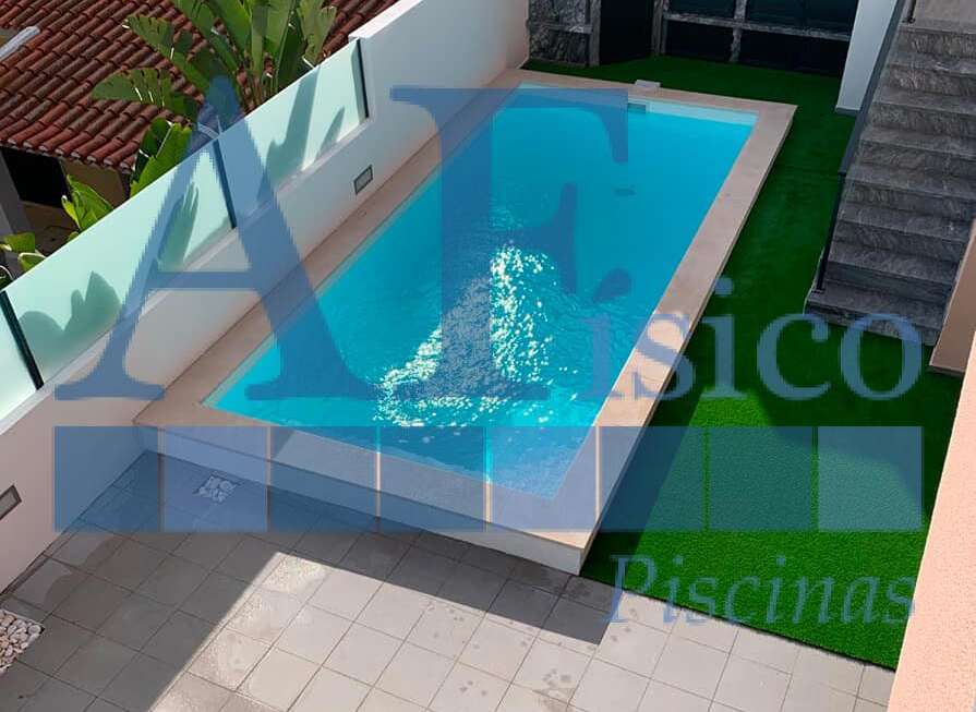 Construção de Piscina em Famões
